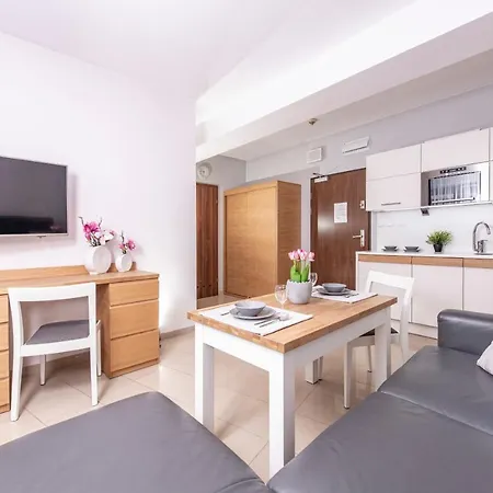 Prywatny 413 W Arka Medical Przy Plazy *