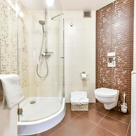 Prywatny 413 W Arka Medical Przy Plazy アパート